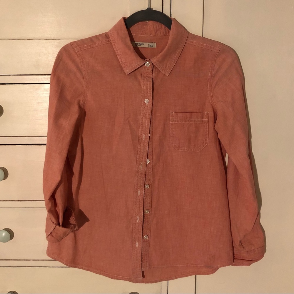 Old Navy pink button-up shirt